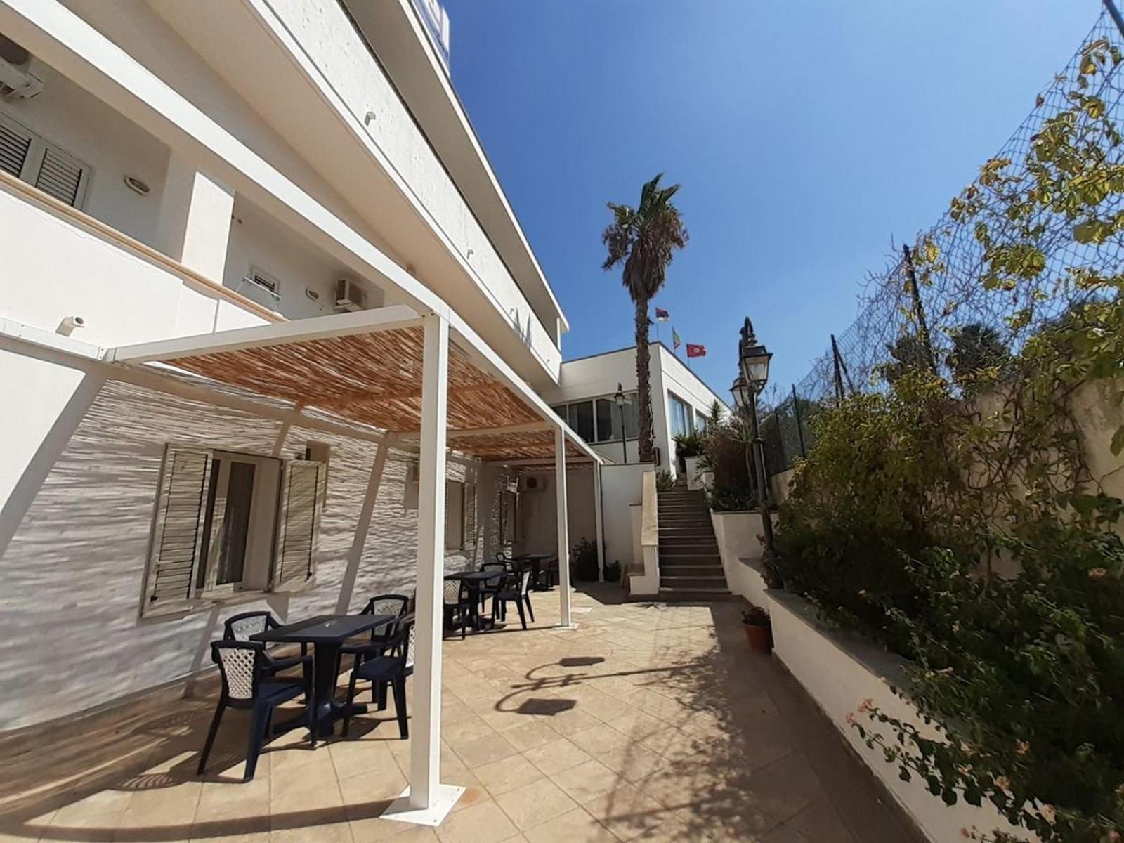 Picchio Hotel Pescoluse Marina Di Pescoluse Extérieur photo